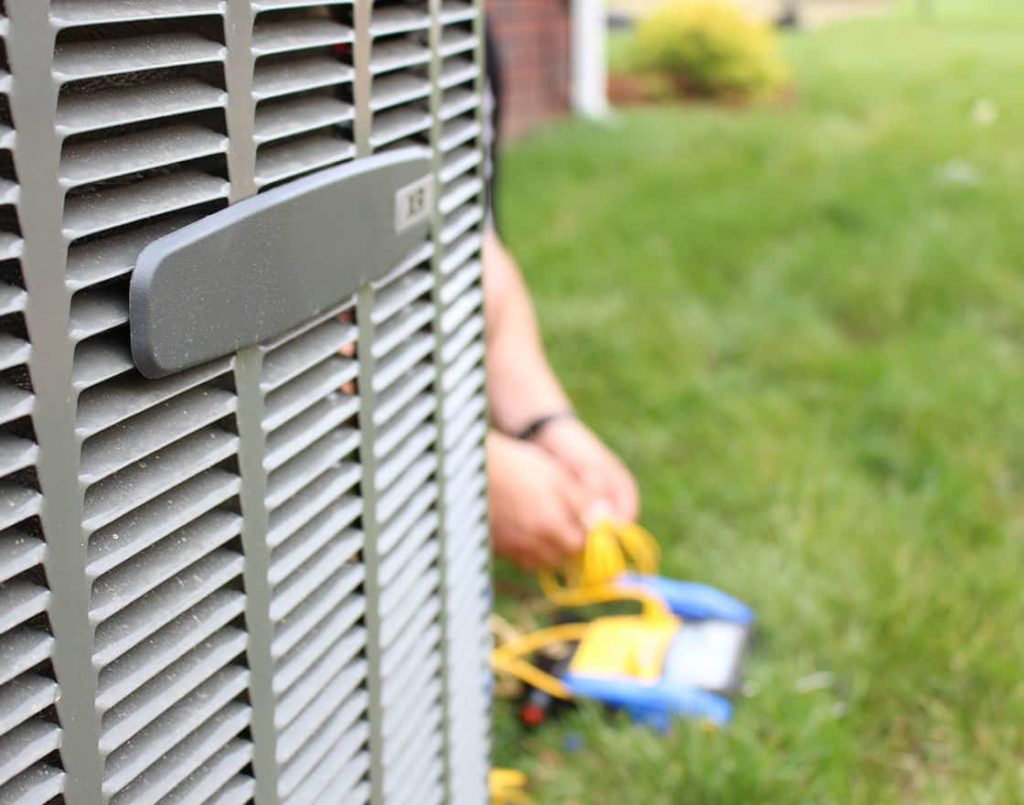 air conditioning repair and maintenance service technician in rochester illinois